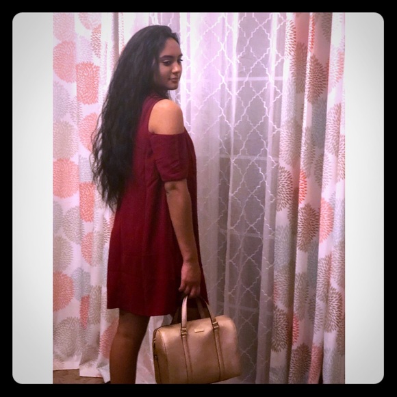 🌹PRETTY LITTLE RED DRESS🌹 - Picture 4 of 6